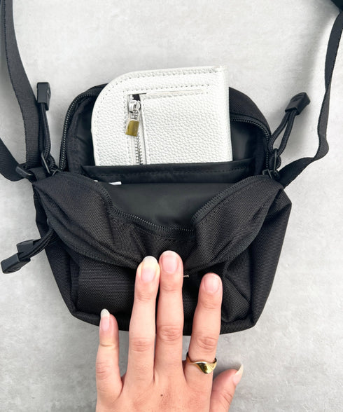 THE NORTH FACE(ザ・ノースフェイス)/長さ調整可能 軽量 ワンポイント ショルダー クロス ミニバッグ/STANDARD CROSS BAG S | IM1254073 | ブラック