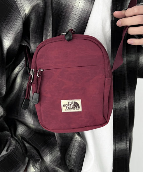 THE NORTH FACE(ザ・ノースフェイス)/長さ調整可能 軽量 ワンポイント ショルダー クロス ミニバッグ/STANDARD CROSS BAG S | IM1254073 | レッド