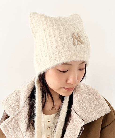 MLB KOREA(エムエルビーコリア)/猫耳 ねこ耳ビーニー 耳付き ロゴパッチ ワッペン ビーニー ニット帽 フラップニットキャップ/Miyaong Earflap Beanie | AT5254071 | クリーム