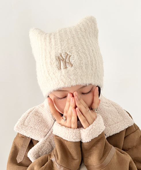 MLB KOREA(エムエルビーコリア)/猫耳 ねこ耳ビーニー 耳付き ロゴパッチ ワッペン ビーニー ニット帽 フラップニットキャップ/Miyaong Earflap Beanie | AT5254071 | クリーム
