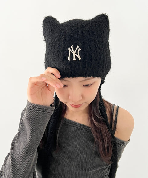 MLB KOREA(エムエルビーコリア)/猫耳 ねこ耳ビーニー 耳付き ロゴパッチ ワッペン ビーニー ニット帽 フラップニットキャップ/Miyaong Earflap Beanie | AT5254071 | ブラック