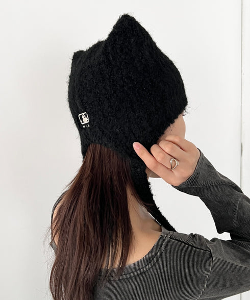 MLB KOREA(エムエルビーコリア)/猫耳 ねこ耳ビーニー 耳付き ロゴパッチ ワッペン ビーニー ニット帽 フラップニットキャップ/Miyaong Earflap Beanie | AT5254071 | ブラック