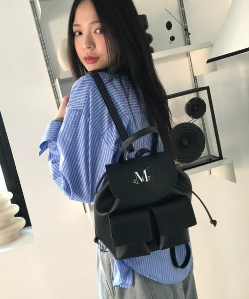 MUCENT(ムセント)/ミニ ポケット リュック バックパック/AREN TWO POCKET LEATHER MINI BACKPACK | AT1254078 | ブラック