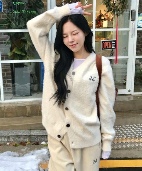 MUCENT(ムセント)/Vネック アンゴラ オーバーサイズ シャギー ニット カーディガン/POWDERY V-NECK ANGORA KNIT CARDIGAN | AT2254081 | アイボリー