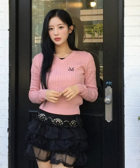 MUCENT(ムセント)/Vネック クロップ ケーブル ニット/PRIMROSE V-NECK CROP KNIT | AT2254085 | ピンク