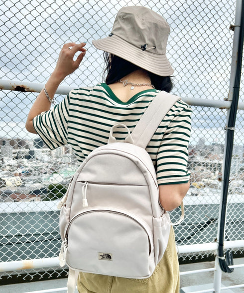THE NORTH FACE(ザ・ノースフェイス)/軽量 デイリー ミニ バックパック リュック/STANDARD BACKPACK S | IM1254087 | クリーム
