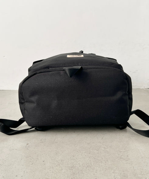 THE NORTH FACE(ザ・ノースフェイス)/軽量 大容量 A4収納 デイリーバックパック/STANDARD BACKPACK M | IM1254089 | ブラック