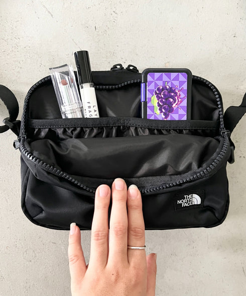 THE NORTH FACE(ザ・ノースフェイス)/軽量 スクエア ショルダーバッグ クロスバッグ/TRAVEL CROSS BAG S | IM1254100 | ブラック