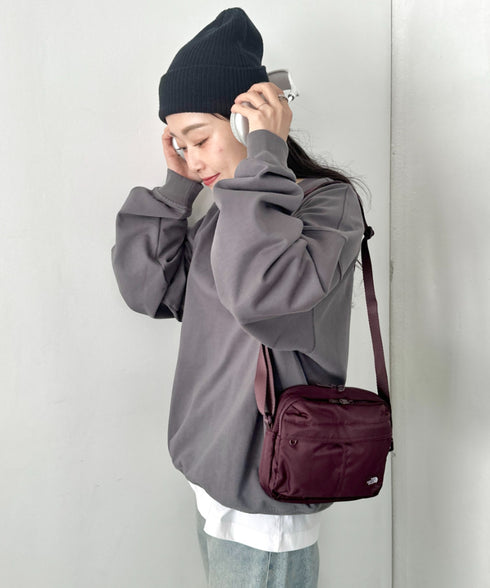 THE NORTH FACE(ザ・ノースフェイス)/軽量 スクエア ショルダーバッグ クロスバッグ/TRAVEL CROSS BAG S | IM1254100 | ワインレッド