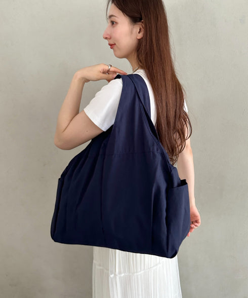 新色登場【A4収納可/大容量】6ポケット付き 仕切り付き軽量ナイロントートバッグ 通勤、通学バッグ マザーズバッグ■動画あり | MD1265007 | ネイビー