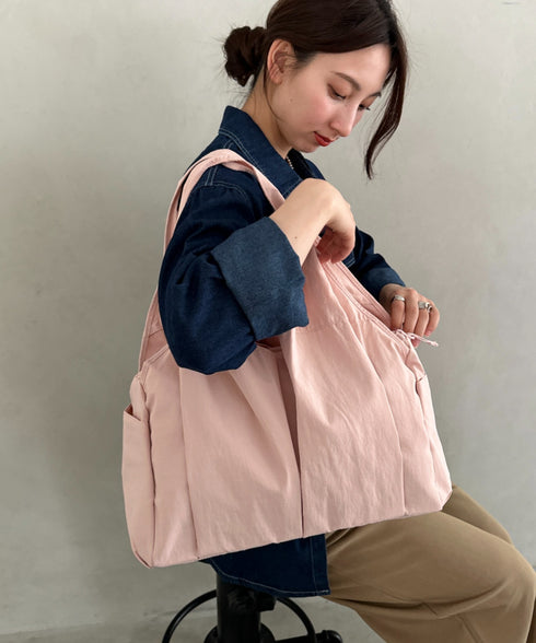 新色登場【A4収納可/大容量】6ポケット付き 仕切り付き軽量ナイロントートバッグ 通勤、通学バッグ マザーズバッグ■動画あり | MD1265007 | ピンク