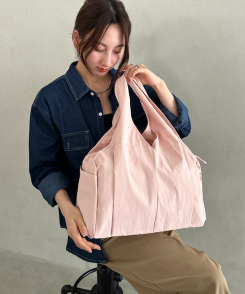 新色登場【A4収納可/大容量】6ポケット付き 仕切り付き軽量ナイロントートバッグ 通勤、通学バッグ マザーズバッグ■動画あり | MD1265007 | ピンク