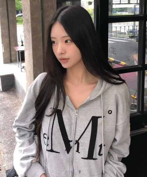MUCENT(ムセント)/配色 ロゴパッチ フルジップパーカー フーディー/WADI APPLIQUE LOGO HOOD ZIP-UP | AT2261002 | グレー