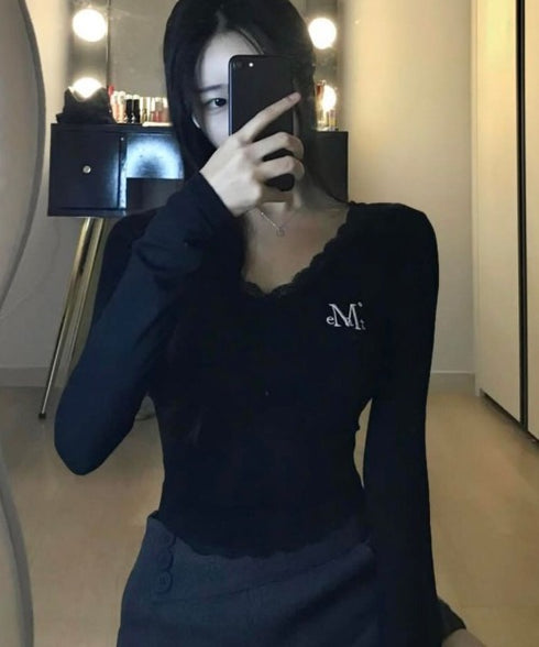 MUCENT(ムセント)/レース Vネック ロングスリーブ Tシャツ/SUNNIOR LACE V-NECK LONG SLEEVE T | AT2261004 | ブラック
