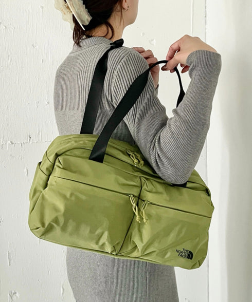 THE NORTH FACE(ザ・ノースフェイス)/A4収納可 軽量 ダッフルバッグ ショルダーバッグ ボストンバッグ ロゴプリント/SP DUFFLE BAG S | IM1261011 | カーキ
