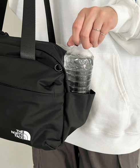 THE NORTH FACE(ザ・ノースフェイス)/A4収納可 軽量 ダッフルバッグ ショルダーバッグ ボストンバッグ ロゴプリント/SP DUFFLE BAG S | IM1261011 | ブラック