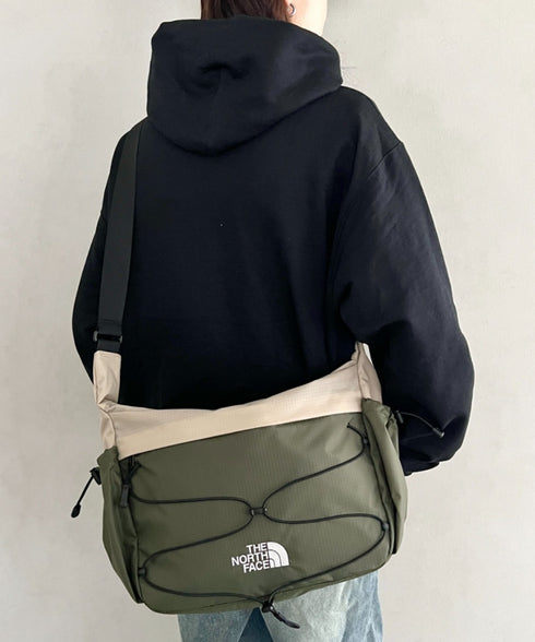 THE NORTH FACE(ザ・ノースフェイス)/軽量 A4収納可 大容量 メッセンジャーバッグ ショルダーバッグ/BOREALIS SOFT MESSENGER | IM1261012 | カーキ