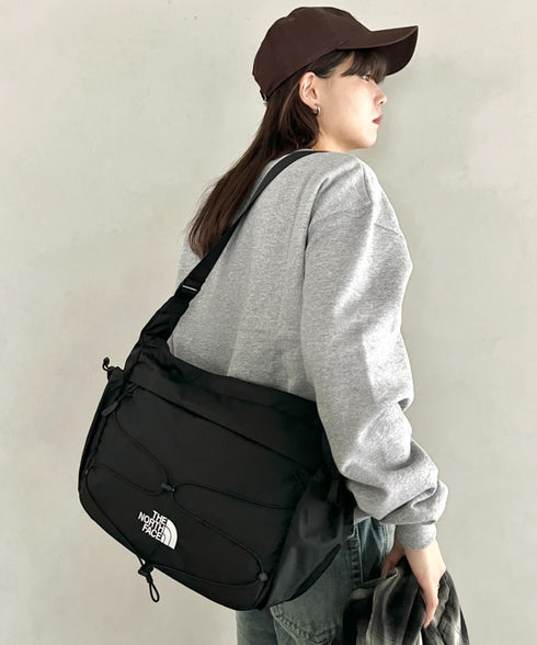 THE NORTH FACE(ザ・ノースフェイス)/軽量 A4収納可 大容量 メッセンジャーバッグ ショルダーバッグ/BOREALIS SOFT MESSENGER | IM1261012 | ブラック