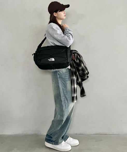THE NORTH FACE(ザ・ノースフェイス)/軽量 A4収納可 大容量 メッセンジャーバッグ ショルダーバッグ/BOREALIS SOFT MESSENGER | IM1261012 | ブラック