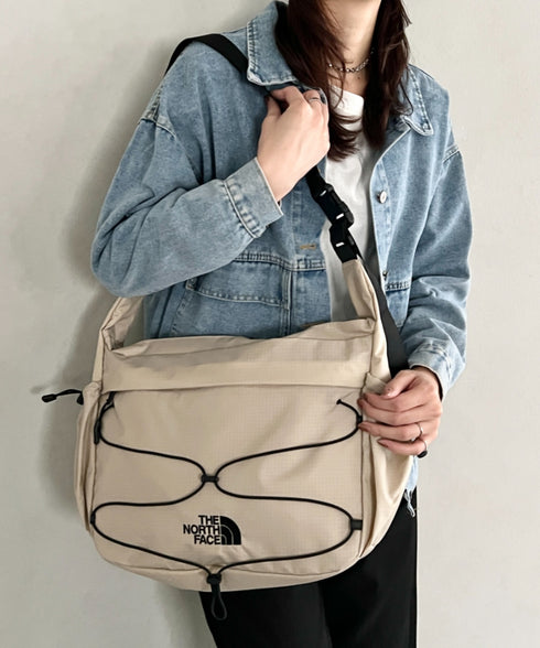 THE NORTH FACE(ザ・ノースフェイス)/軽量 A4収納可 大容量 メッセンジャーバッグ ショルダーバッグ/BOREALIS SOFT MESSENGER | IM1261012 | ベージュ