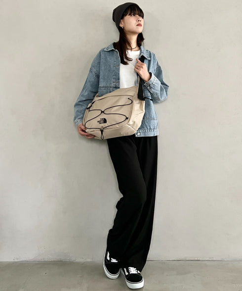 THE NORTH FACE(ザ・ノースフェイス)/軽量 A4収納可 大容量 メッセンジャーバッグ ショルダーバッグ/BOREALIS SOFT MESSENGER | IM1261012 | ベージュ