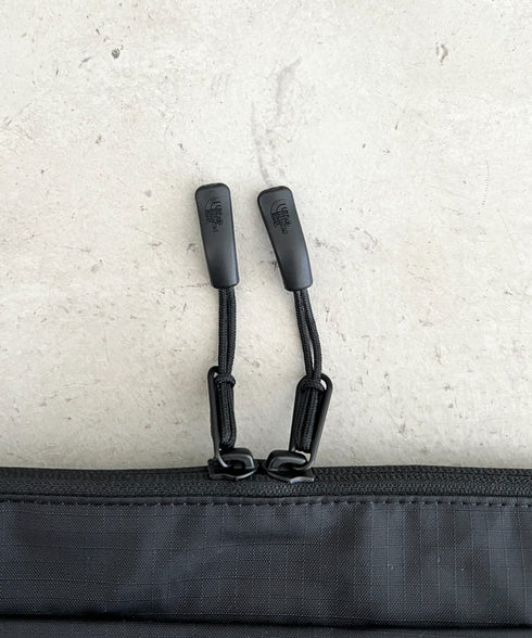 THE NORTH FACE(ザ・ノースフェイス)/軽量 A4収納可 大容量 メッセンジャーバッグ ショルダーバッグ/BOREALIS SOFT MESSENGER | IM1261012 | ブラック