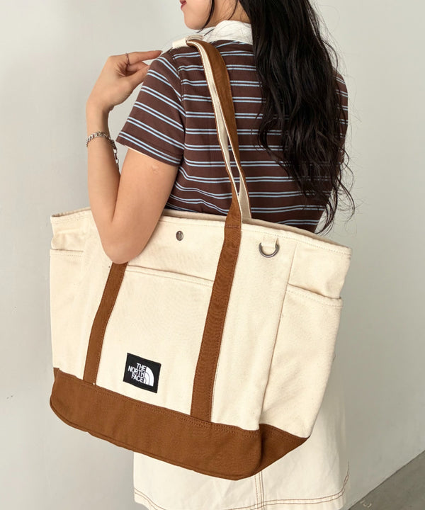 THE NORTH FACE(ザ・ノースフェイス)/ALL-DAY TOTE L_PLUS/TNF A4 PC収納 ビッグサイズ トートバッグ 横型トート コットン素材 | IM1261013 | キャメル