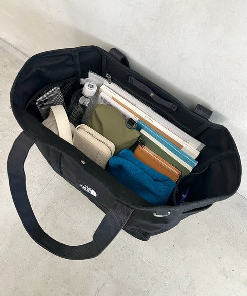THE NORTH FACE(ザ・ノースフェイス)/ALL-DAY TOTE L_PLUS/TNF A4 PC収納 ビッグサイズ トートバッグ 横型トート コットン素材 | IM1261013 | ブラック