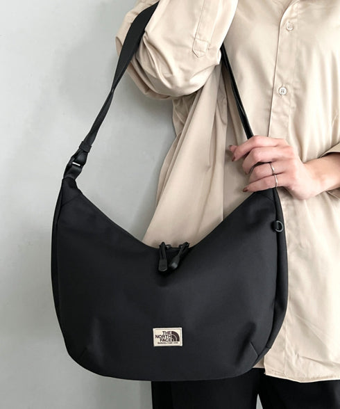 THE NORTH FACE(ザ・ノースフェイス)/軽量 ミニショルダーバッグ ホーボーバッグ クロスバッグ/ STANDARD HOBO BAG S | IM1261014 | ブラック