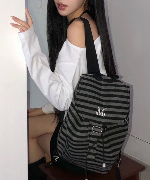 MUCENT(ムセント)/軽量 ストライプ ボーダー ミニ ドローコード ドローストリング ナップザック リュック バックパックMUTE STRIPE MINI BACK PACK | AT1261018 | その他1