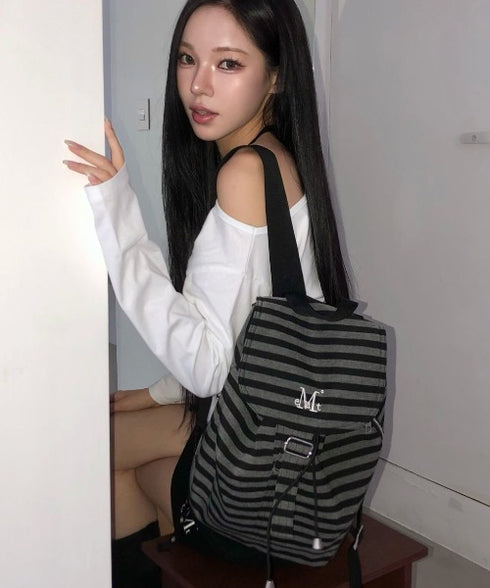 MUCENT(ムセント)/軽量 ストライプ ボーダー ミニ ドローコード ドローストリング ナップザック リュック バックパックMUTE STRIPE MINI BACK PACK | AT1261018 | その他1