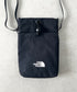 THE NORTH FACE(ザ・ノースフェイス)/ミニショルダー クロスバッグ スマホショルダー ポーチ ロゴプリント/LINDEN STRING BAG MINI | IM1261032 | ブラック