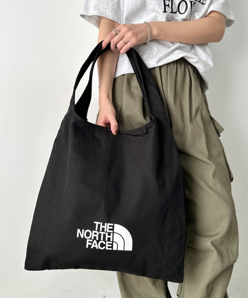 THE NORTH FACE(ザ・ノースフェイス)/A4 PC収納可能 ビッグサイズ トートバッグ コットン生地  ロゴプリント/TNF TRIG BAG | IM1261041 | ブラック