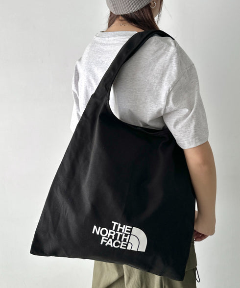 THE NORTH FACE(ザ・ノースフェイス)/A4 PC収納可能 ビッグサイズ トートバッグ コットン生地  ロゴプリント/TNF TRIG BAG | IM1261041 | ブラック