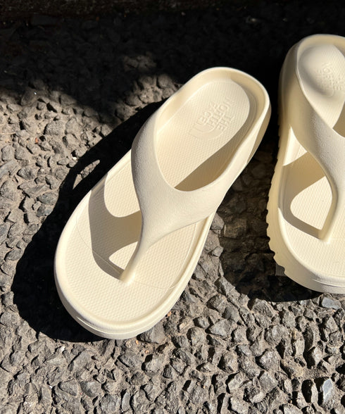 THE NORTH FACE(ザ・ノースフェイス)/CAMPER’S FLIP | IM3261037 | クリーム