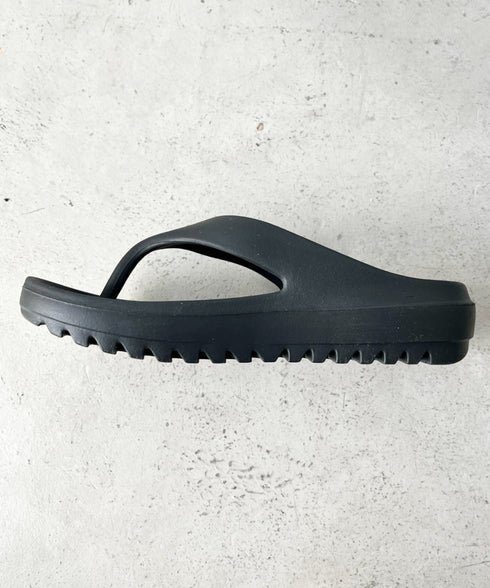 THE NORTH FACE(ザ・ノースフェイス)/CAMPER’S FLIP | IM3261037 | ブラック