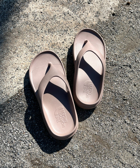 THE NORTH FACE(ザ・ノースフェイス)/CAMPER’S FLIP | IM3261037 | ブラウン