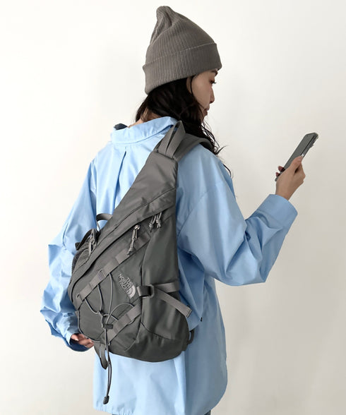 THE NORTH FACE(ザ・ノースフェイス)/軽量 A4 PC収納可  ボディバッグ ワンショルダーバッグ エレクトロン スリングバッグ/ELECTRON SLING BAG | IM1261051 | ダークグレー