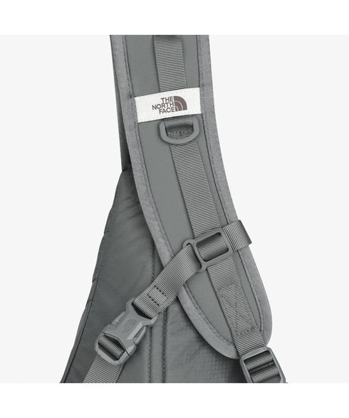 THE NORTH FACE(ザ・ノースフェイス)/軽量 A4 PC収納可  ボディバッグ ワンショルダーバッグ エレクトロン スリングバッグ/ELECTRON SLING BAG | IM1261051 | ダークグレー
