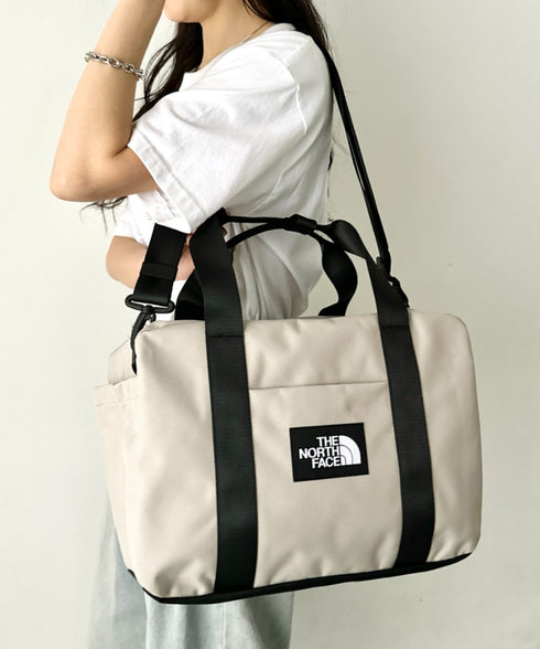 【国内未発売】THE NORTH FACE(ザ・ノースフェイス)/軽量 大容量 大きいサイズ トラベルバッグ ヘリテージカーゴバッグHERITAGE CARGO M_PLUS | IM1261052 | グレイッシュベージュ