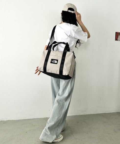 【国内未発売】THE NORTH FACE(ザ・ノースフェイス)/軽量 大容量 大きいサイズ トラベルバッグ ヘリテージカーゴバッグHERITAGE CARGO M_PLUS | IM1261052 | グレイッシュベージュ