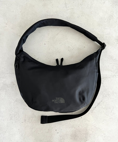 【】THE NORTH FACE(ザ・ノースフェイス)/軽量 ロゴプリント ホーボーバッグ ショルダーバッグ/URBAN HOBO BAG M | IM1262002 | ブラック