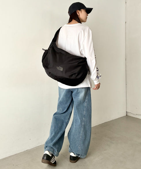 THE NORTH FACE(ザ・ノースフェイス)/軽量 大容量 ロゴプリント ホーボーバッグ ショルダーバッグ/URBAN HOBO BAG L | IM1262003 | ブラック