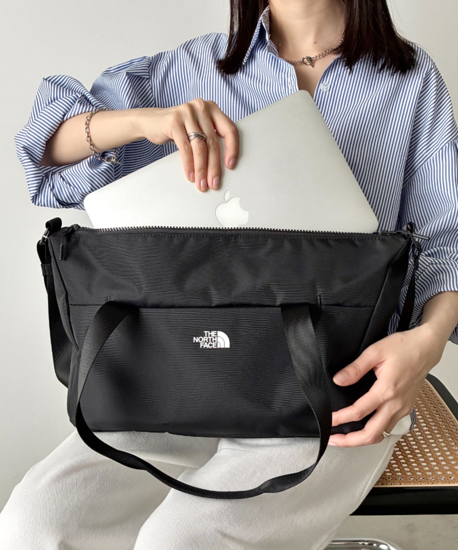 tomo　adidasパンツ+The North Faceバッグ THE NORTH FACE（ザ ノースフェイス） 【25%OFF】THE NORTH FACE / ザ