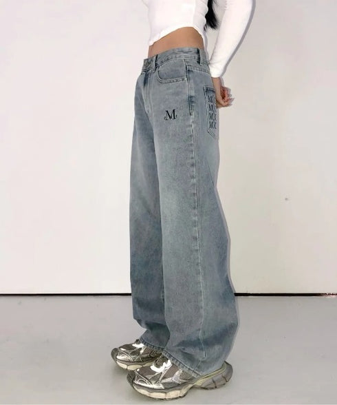 MUCENT(ムセント)/バック レタリング ワイド デニムパンツ/NOVA BACK LETTERING WIDE DENIM PANTS | AT2262017 | ライトブルー