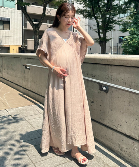 【マタニティ】産前・産後◎Vネックシャーリングロングワンピース Vネックデザインマタニティワンピース Vネックシャーリング楽々ワンピ サイドポケット付き■動画あり | MD2265052 | ベージュ