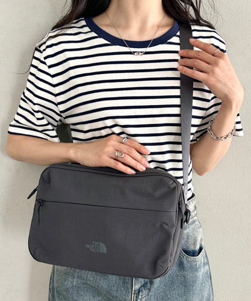 【】THE NORTH FACE(ザ・ノースフェイス)/軽量 ワンポイントロゴ ショルダー クロスバッグ/LINDEN CROSS BAG M | IM1262020 | チャコールグレー