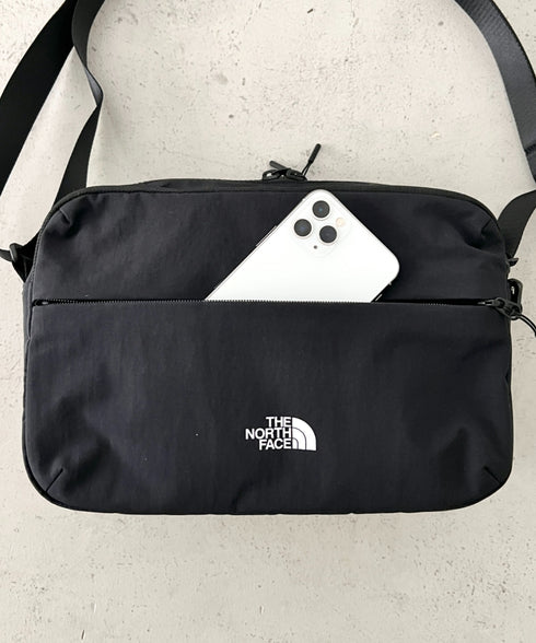 【】THE NORTH FACE(ザ・ノースフェイス)/軽量 ワンポイントロゴ ショルダー クロスバッグ/LINDEN CROSS BAG M | IM1262020 | ブラック