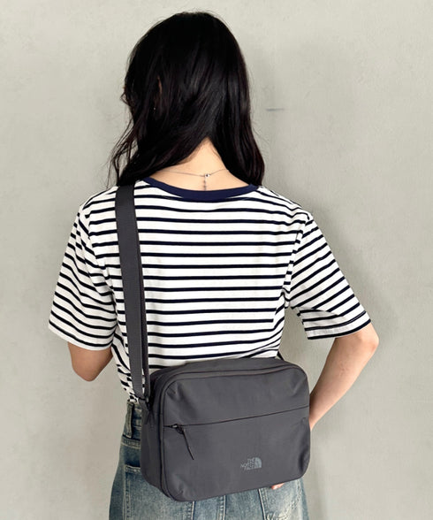 【】THE NORTH FACE(ザ・ノースフェイス)/軽量 ワンポイントロゴ ショルダー クロスバッグ/LINDEN CROSS BAG M | IM1262020 | チャコールグレー