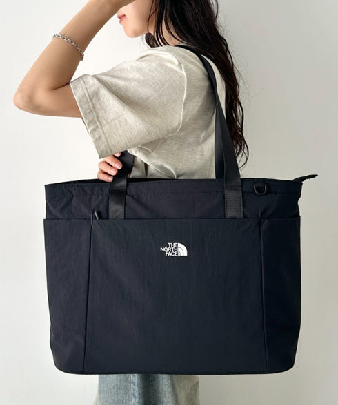 【】THE NORTH FACE(ザ・ノースフェイス)/PC A4収納可 大容量 トートバッグ ロゴプリント / LINDEN TOTE BAG | IM1262021 | ブラック